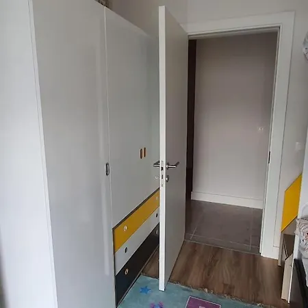 Security Deluxe Apartment *